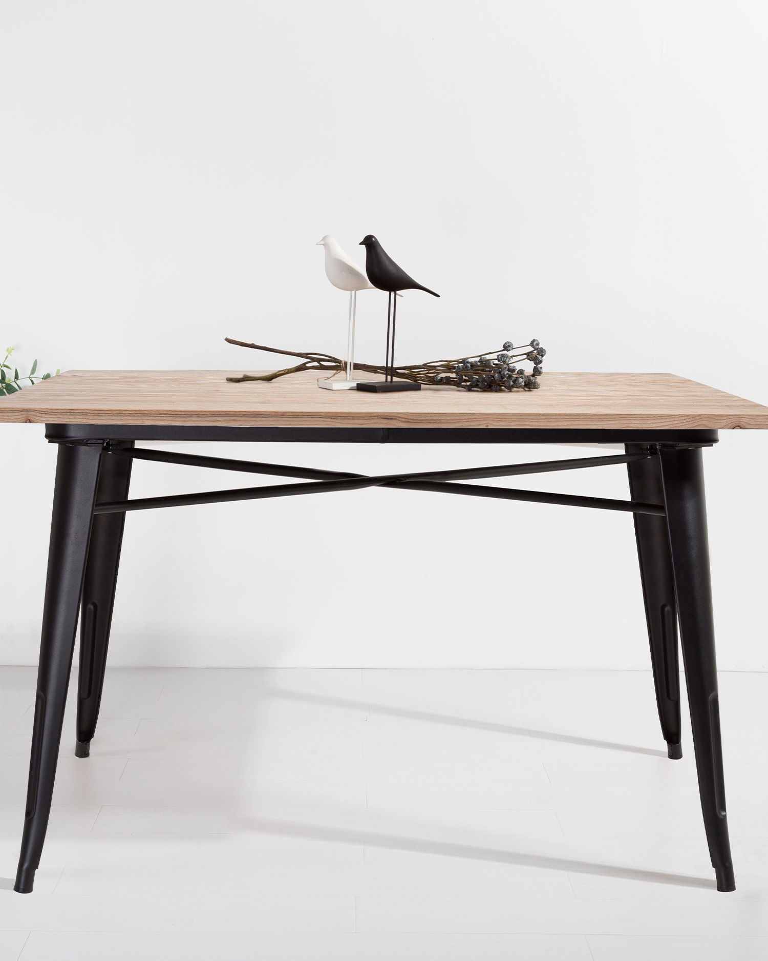 Banayad na Kulay Elm Wooden Leisure Table Banayad na Kulay Elm Wooden Leisure Table