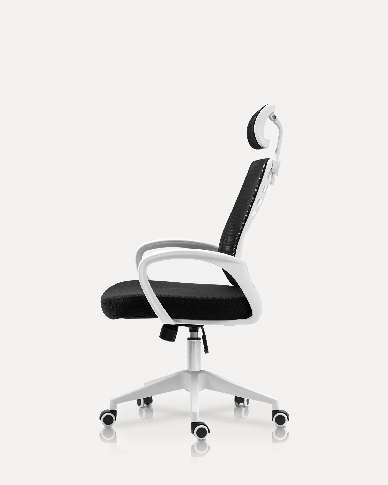 Adjustable headrest office chair Adjustable headrest office chair
